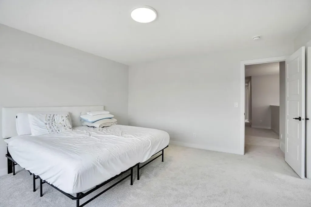 101 Wolf Hollow Terrace SE Calgary AB T2X6C5