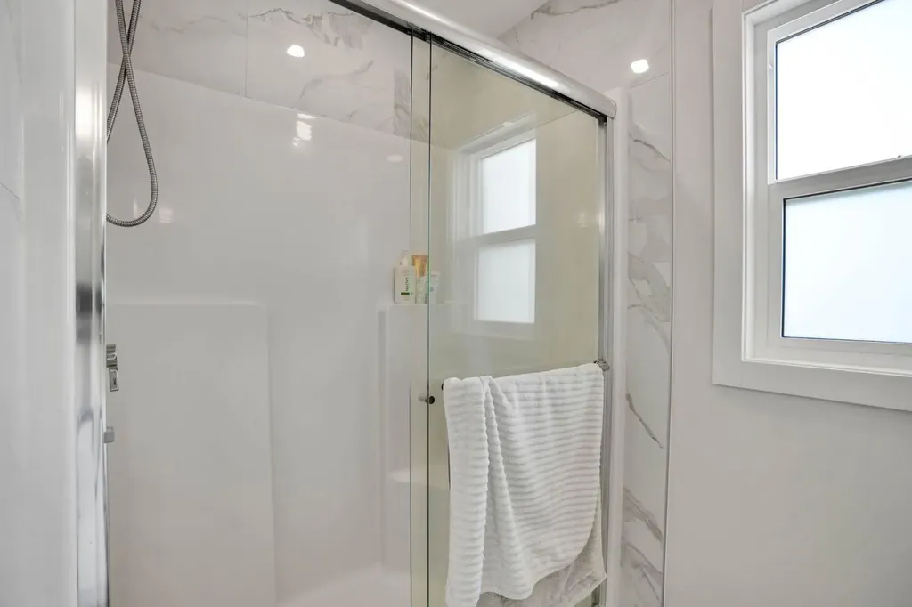 101 Wolf Hollow Terrace SE Calgary AB T2X6C5
