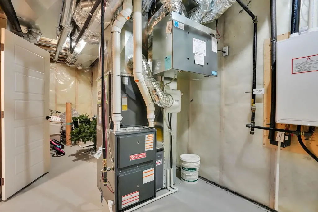 101 Wolf Hollow Terrace SE Calgary AB T2X6C5