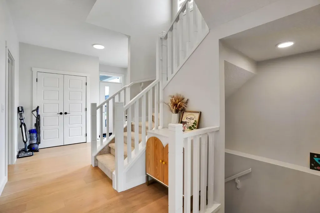 101 Wolf Hollow Terrace SE Calgary AB T2X6C5