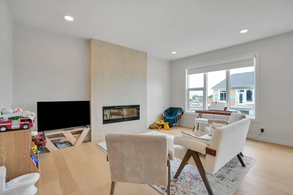 101 Wolf Hollow Terrace SE Calgary AB T2X6C5