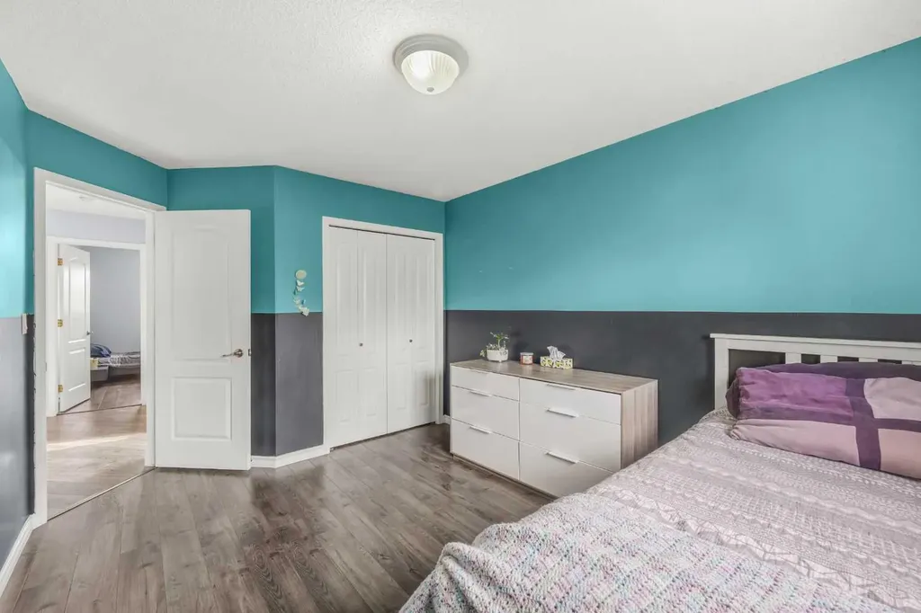 31 Hamptons Heath NW Calgary AB T3A 5E8