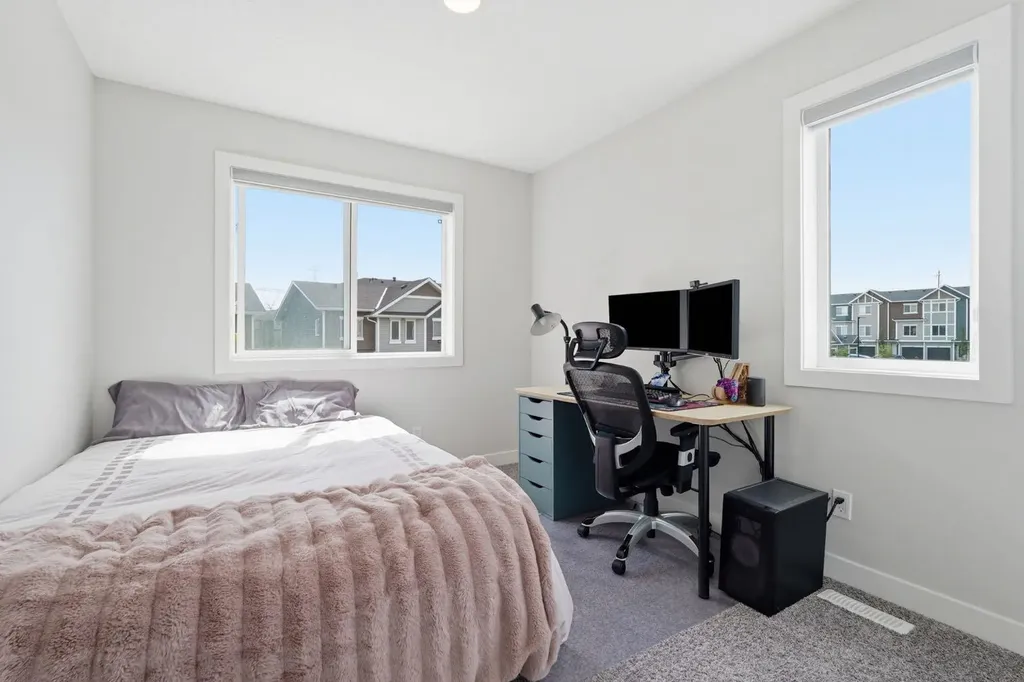 15 Tuscany Summit Square NW Calgary AB T3L 0G1