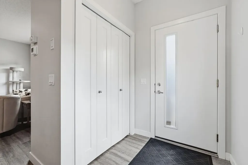 15 Tuscany Summit Square NW Calgary AB T3L 0G1