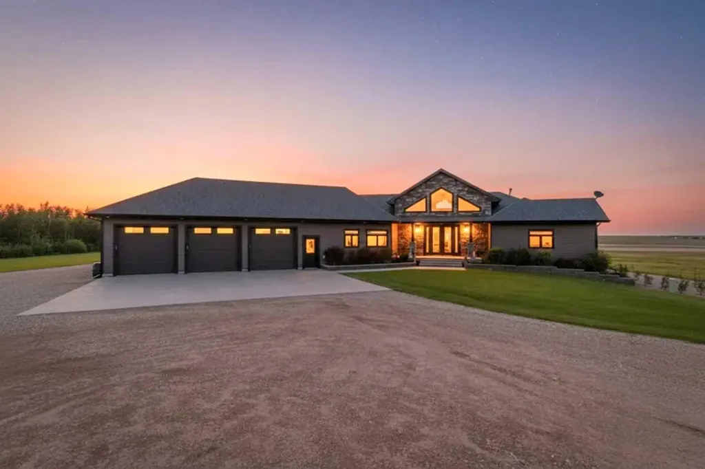 43532 Range Road 114 Rural Flagstaff County AB T0B 2V0