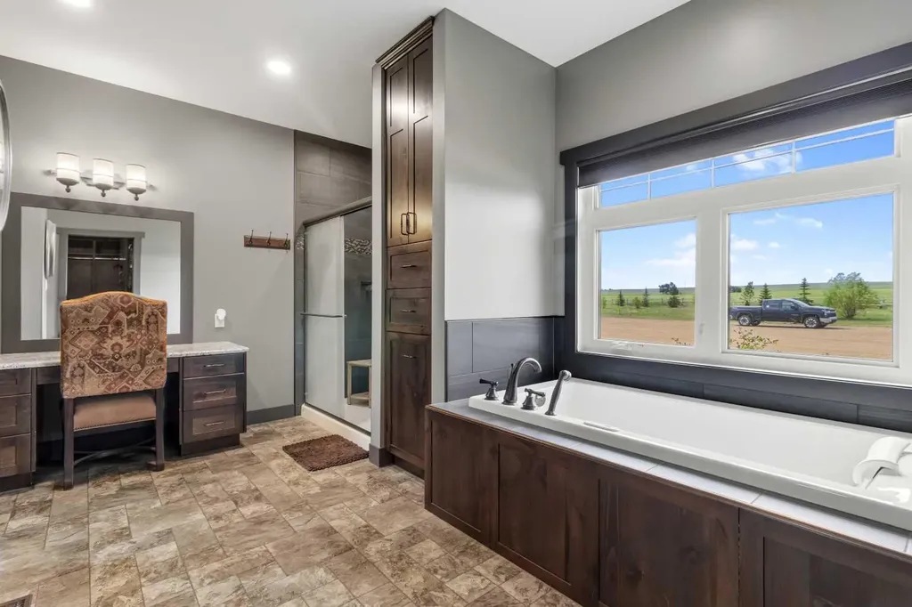 43532 Range Road 114 Rural Flagstaff County AB T0B 2V0