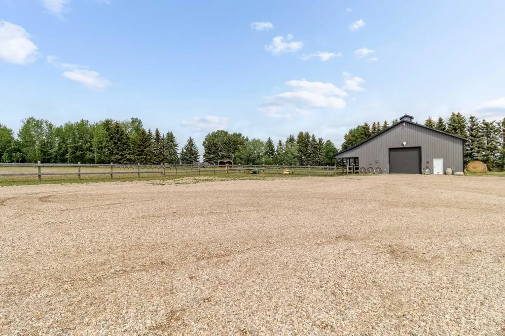 43532 Range Road 114 Rural Flagstaff County AB T0B 2V0