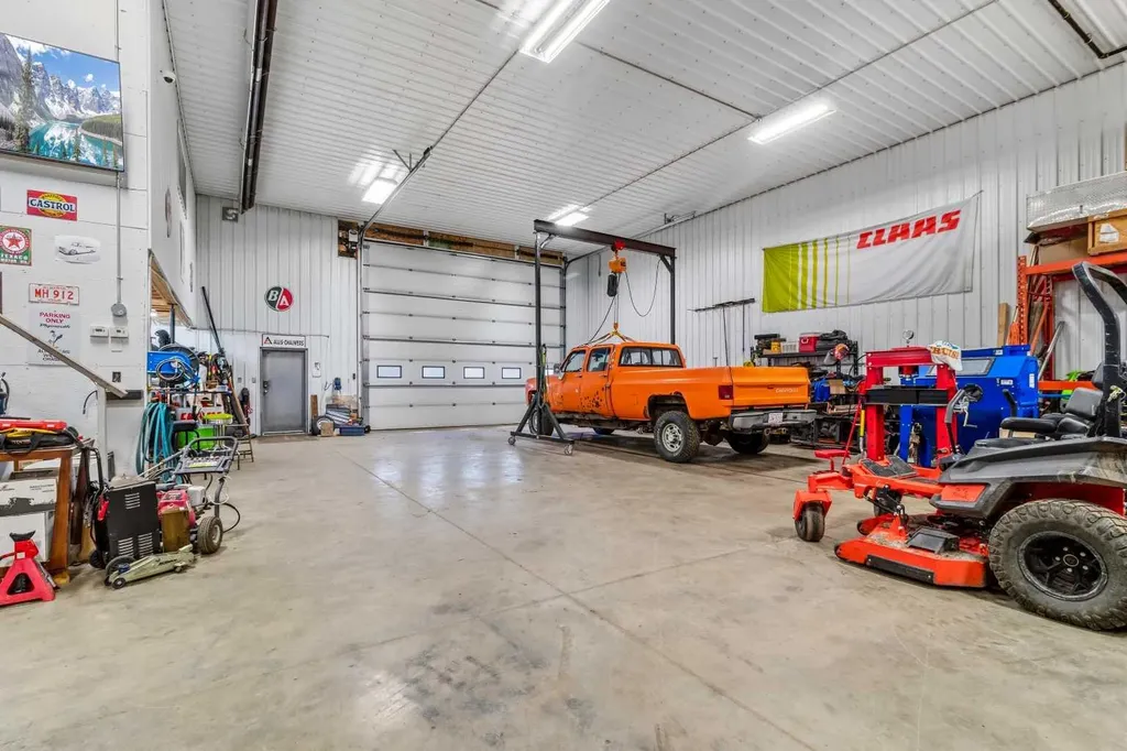 43532 Range Road 114 Rural Flagstaff County AB T0B 2V0