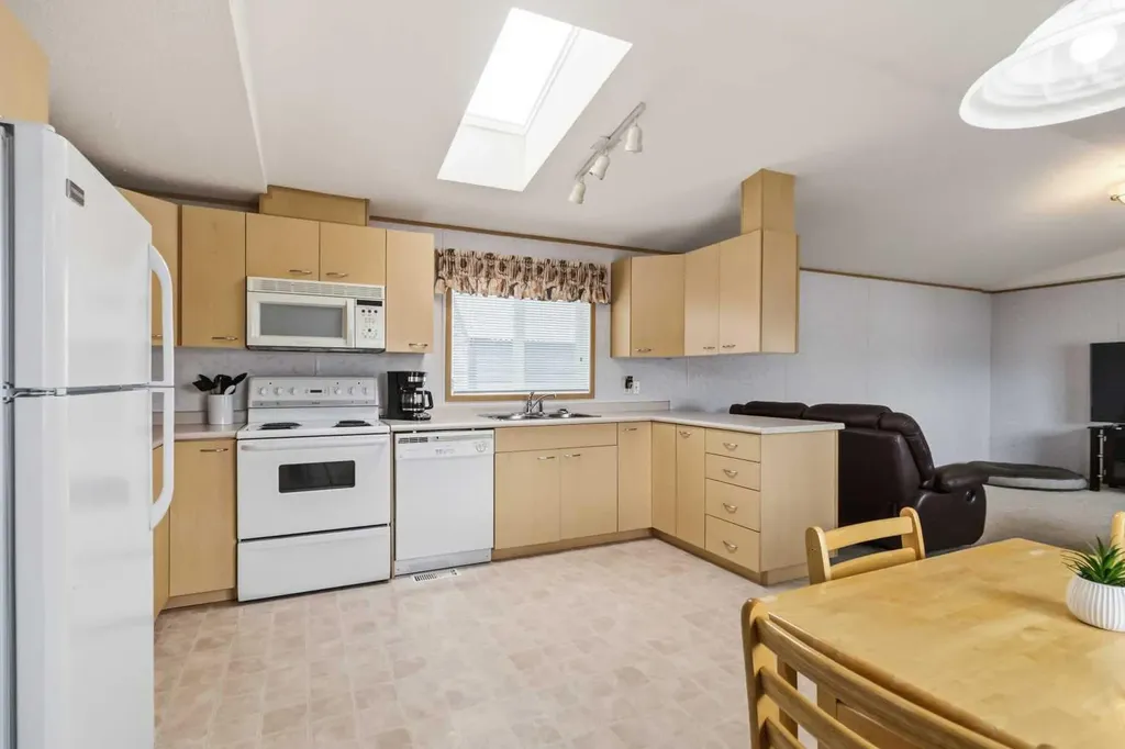 148 Mitchell Drive Fort Mcmurray AB T9K 2P1