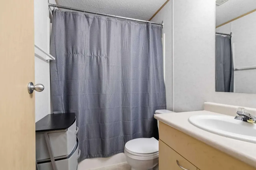 148 Mitchell Drive Fort Mcmurray AB T9K 2P1
