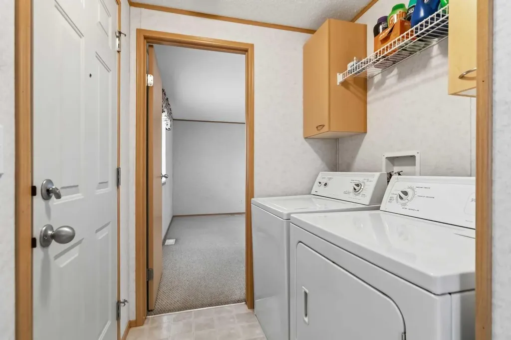 148 Mitchell Drive Fort Mcmurray AB T9K 2P1