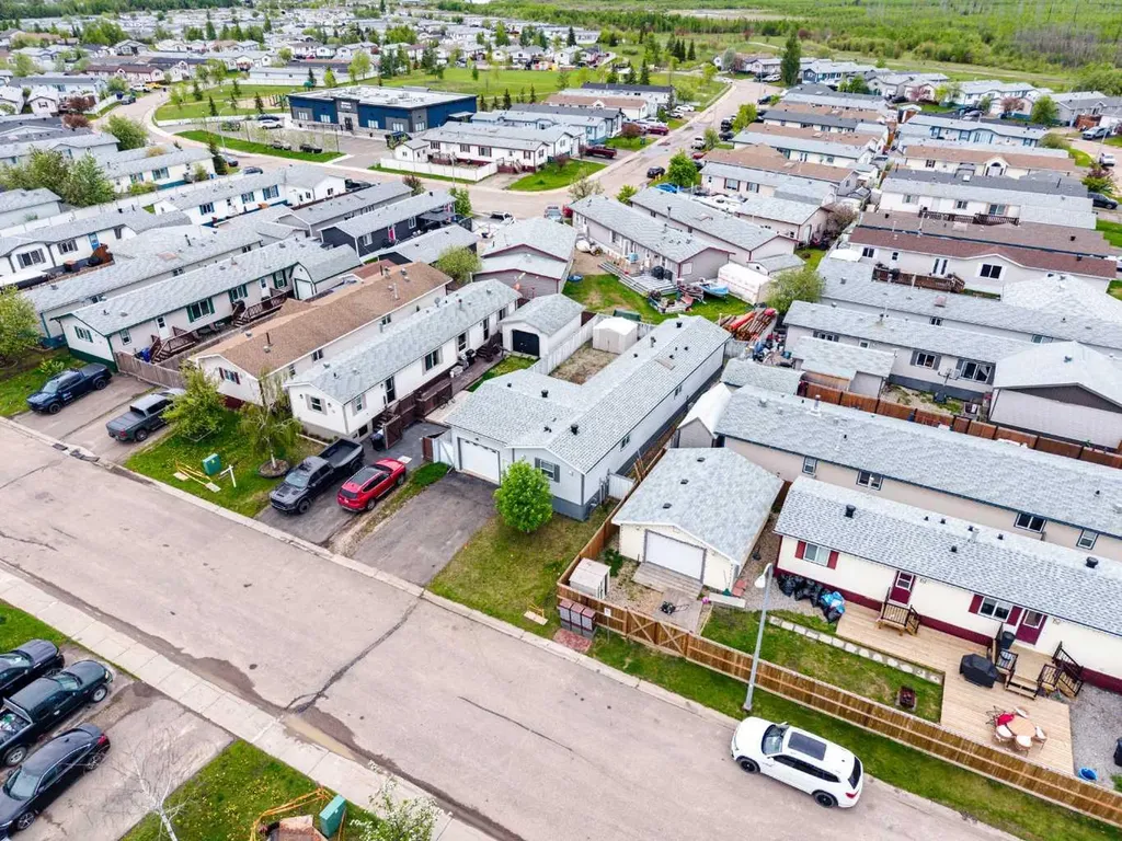 148 Mitchell Drive Fort Mcmurray AB T9K 2P1