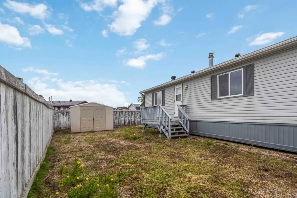 148 Mitchell Drive Fort Mcmurray AB T9K 2P1