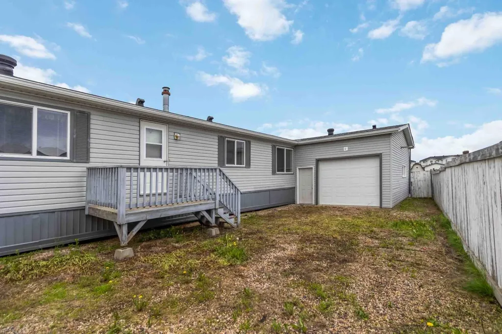 148 Mitchell Drive Fort Mcmurray AB T9K 2P1