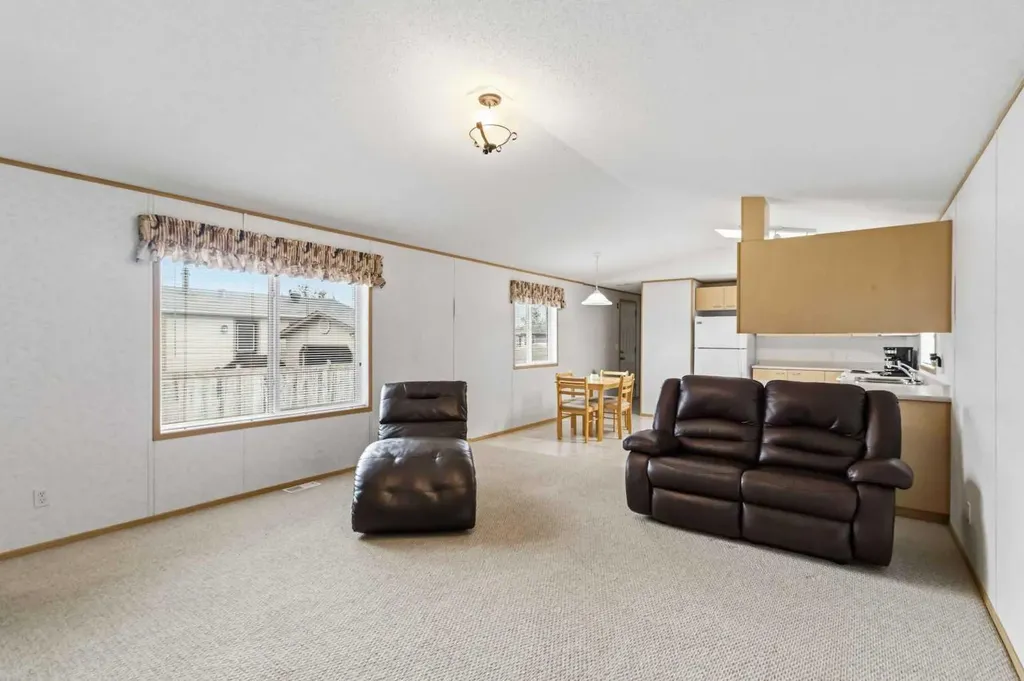 148 Mitchell Drive Fort Mcmurray AB T9K 2P1