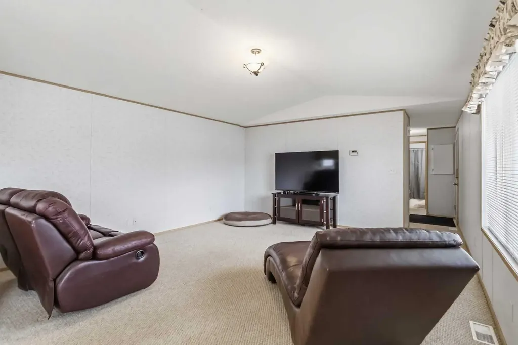 148 Mitchell Drive Fort Mcmurray AB T9K 2P1