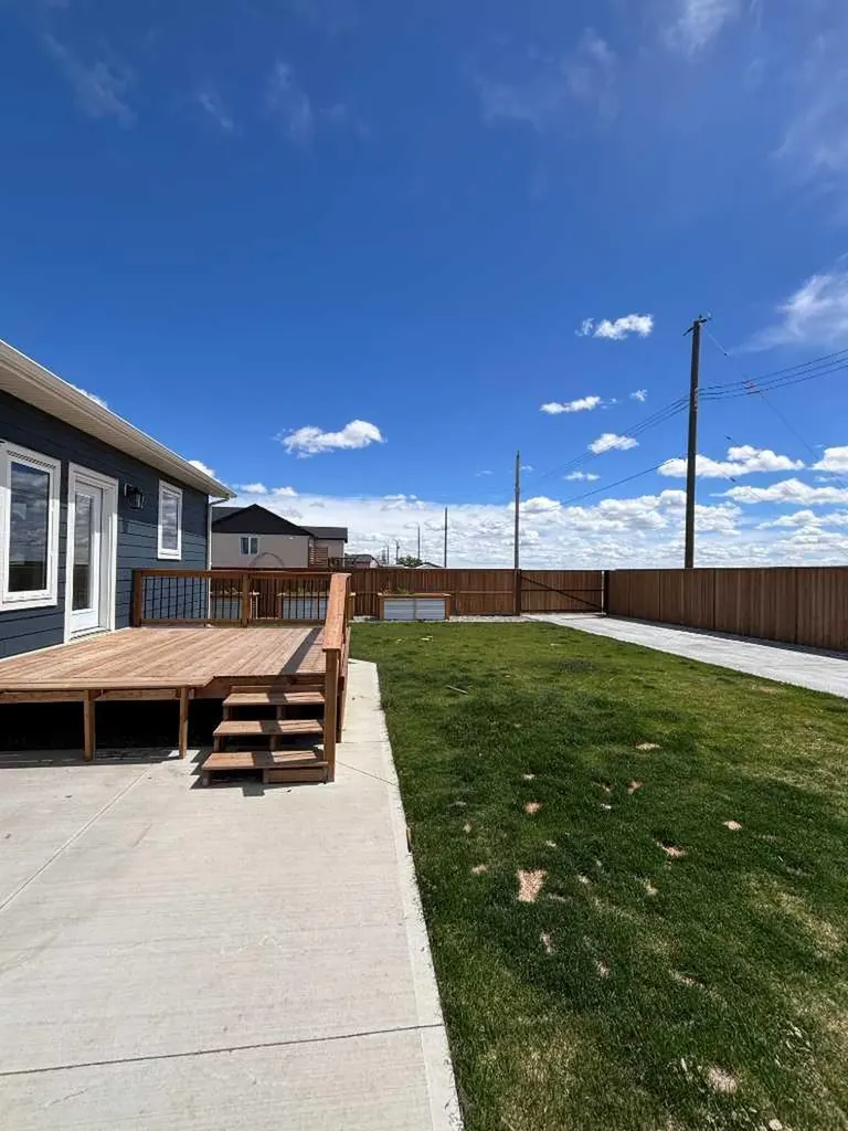 166 9 Street Fort Macleod AB T0L 0Z0