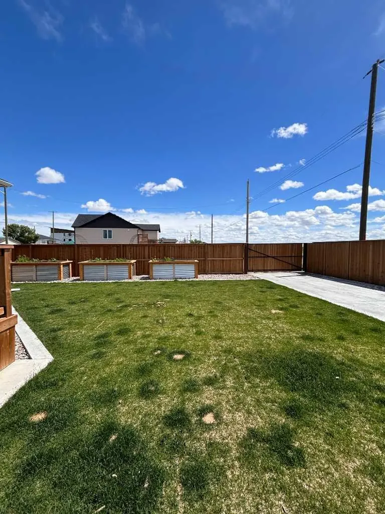 166 9 Street Fort Macleod AB T0L 0Z0
