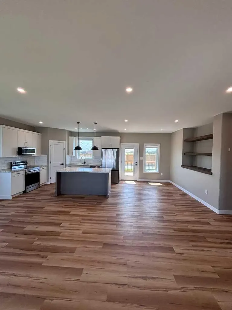 166 9 Street Fort Macleod AB T0L 0Z0