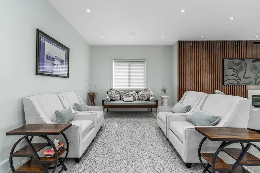1911 52 Street NW Calgary AB T3B 1C3