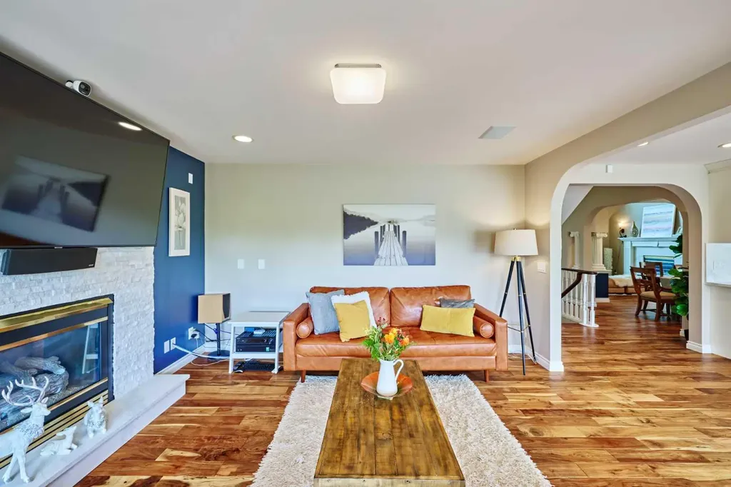4057 Edgevalley Landing NW Calgary AB T3A 5H5