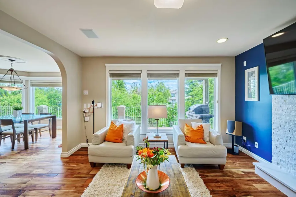 4057 Edgevalley Landing NW Calgary AB T3A 5H5