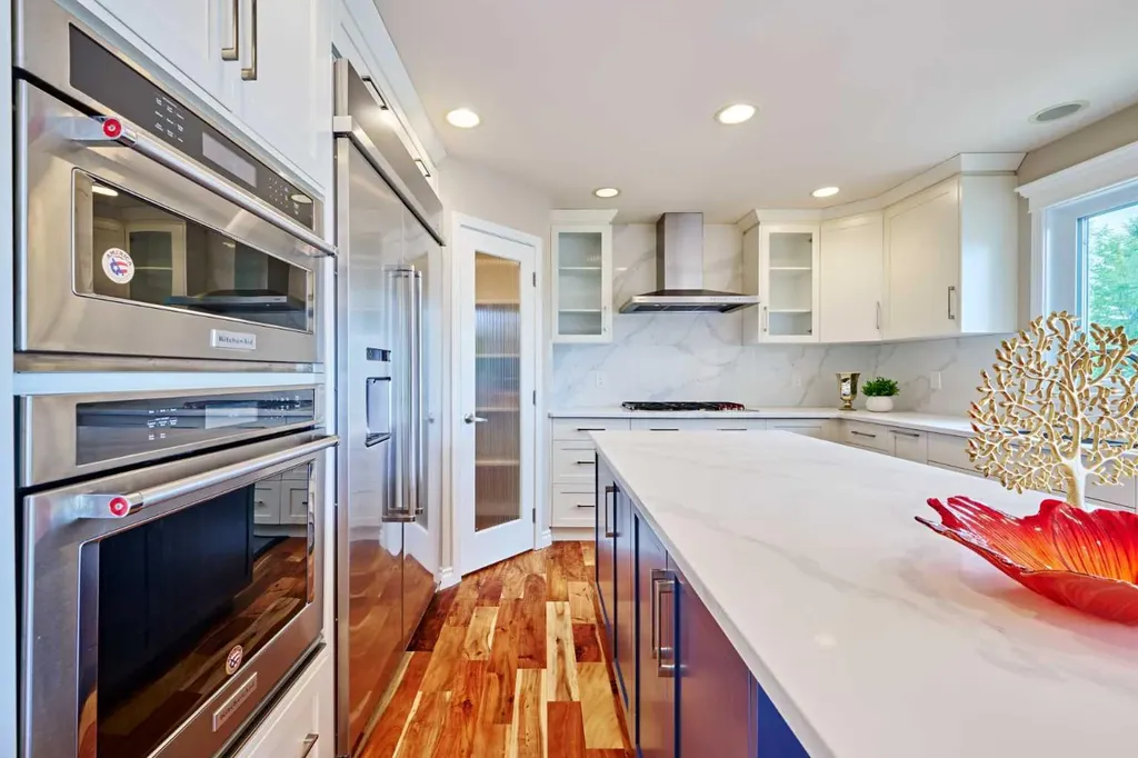 4057 Edgevalley Landing NW Calgary AB T3A 5H5