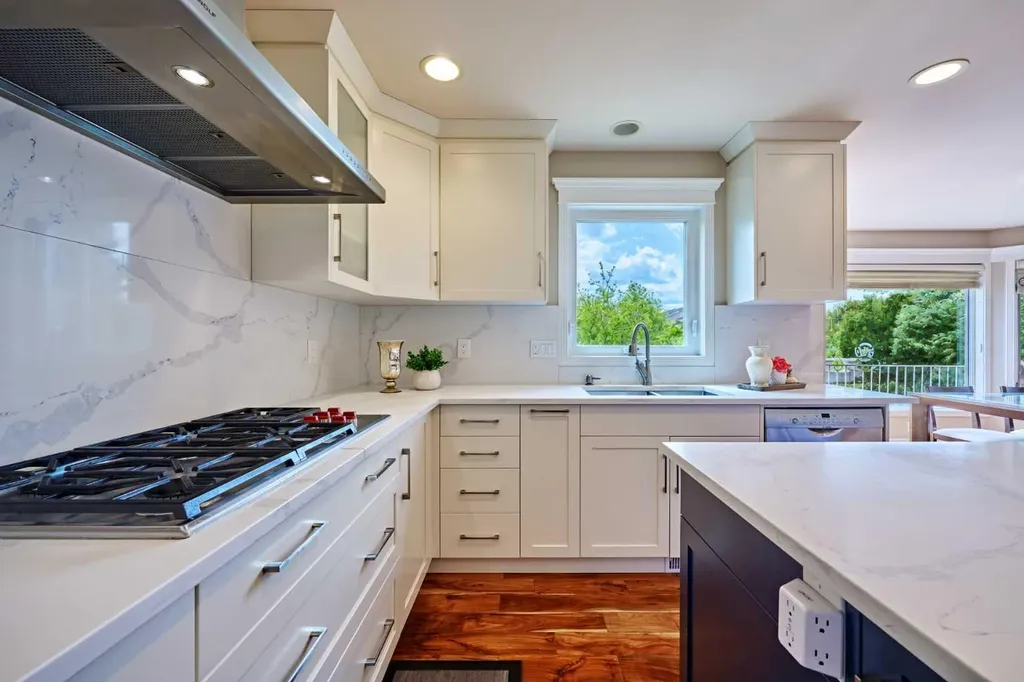 4057 Edgevalley Landing NW Calgary AB T3A 5H5