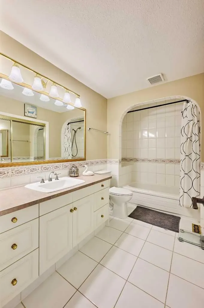 4057 Edgevalley Landing NW Calgary AB T3A 5H5