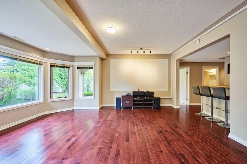 4057 Edgevalley Landing NW Calgary AB T3A 5H5