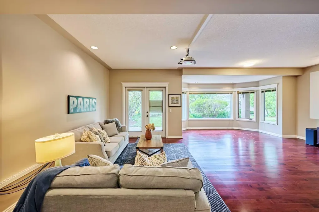 4057 Edgevalley Landing NW Calgary AB T3A 5H5