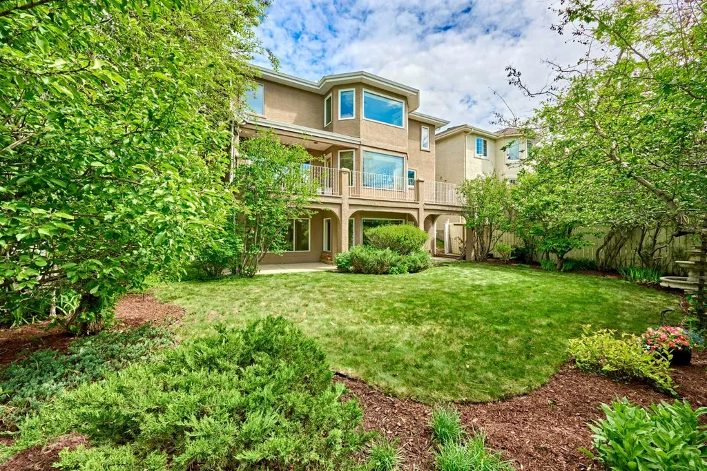 4057 Edgevalley Landing NW Calgary AB T3A 5H5