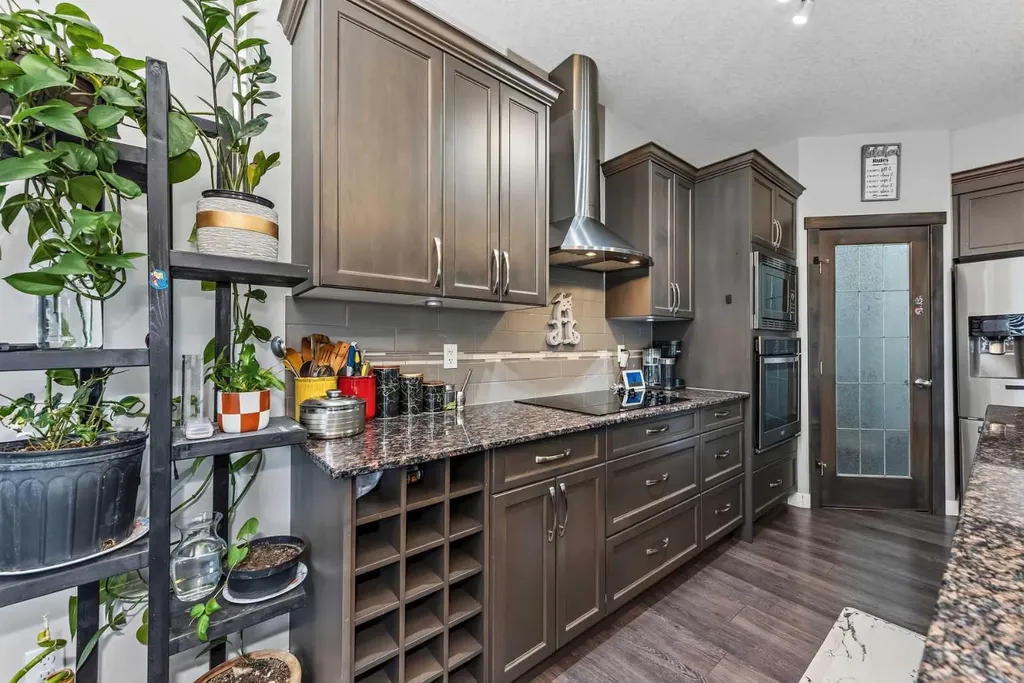 18 Skyview Shores Place NE Calgary AB T3N 0H7