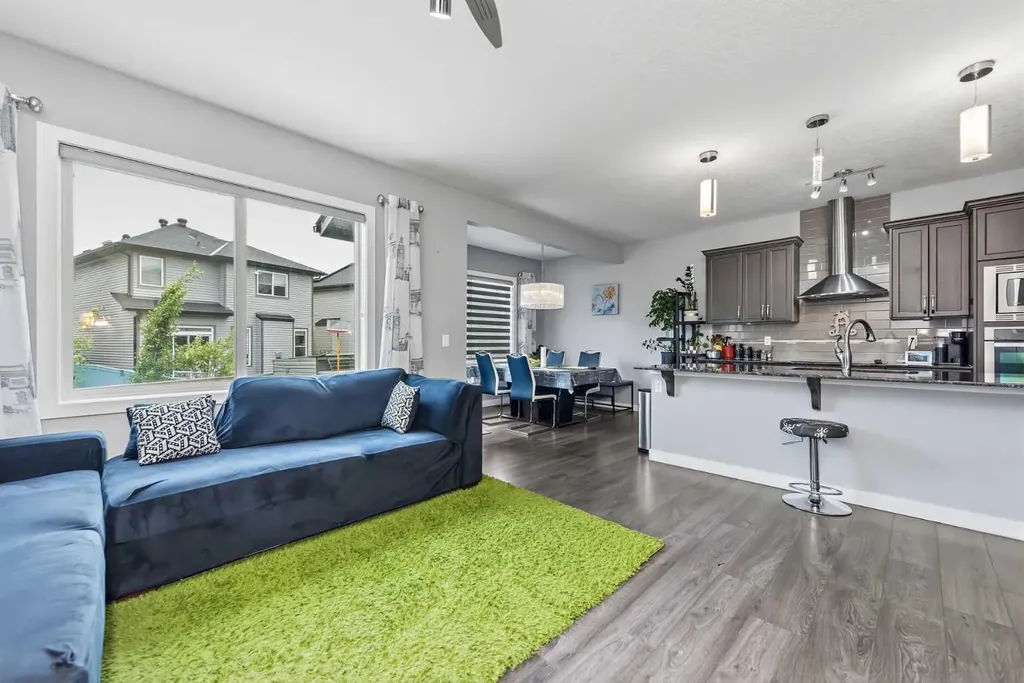 18 Skyview Shores Place NE Calgary AB T3N 0H7