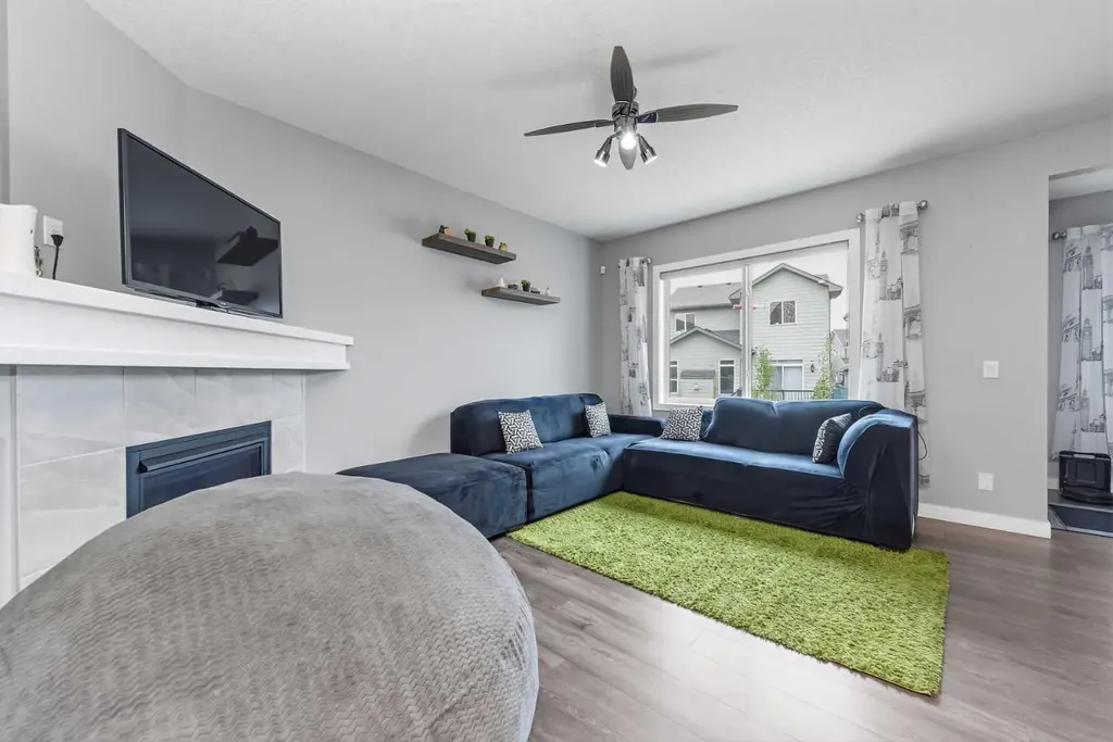 18 Skyview Shores Place NE Calgary AB T3N 0H7