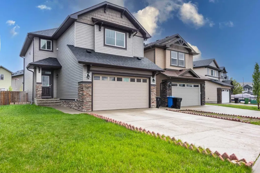 18 Skyview Shores Place NE Calgary AB T3N 0H7