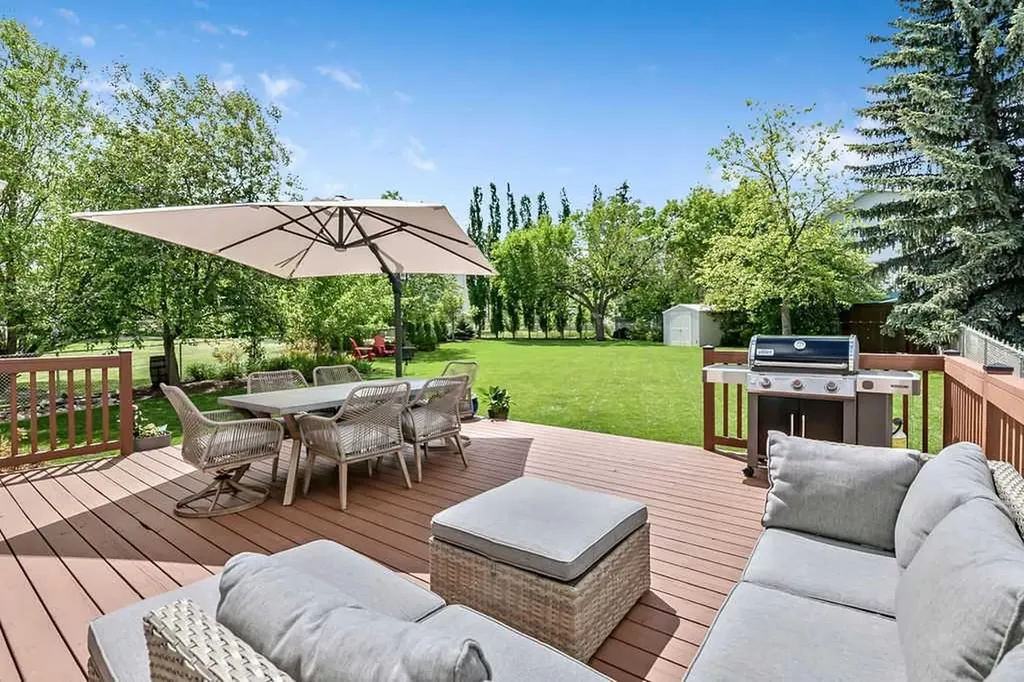 357 Hidden Valley Place NW Calgary AB T3A 5L7