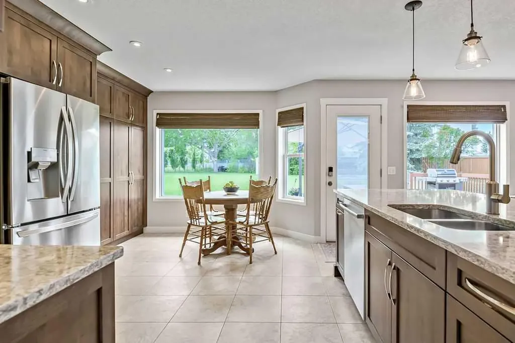357 Hidden Valley Place NW Calgary AB T3A 5L7