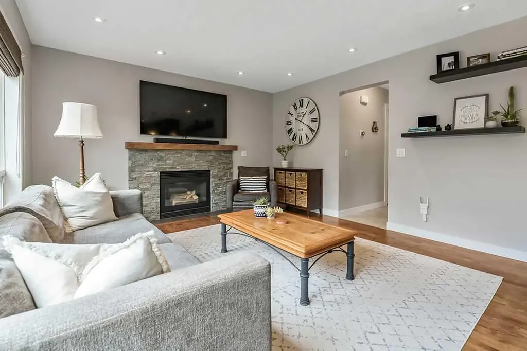 357 Hidden Valley Place NW Calgary AB T3A 5L7