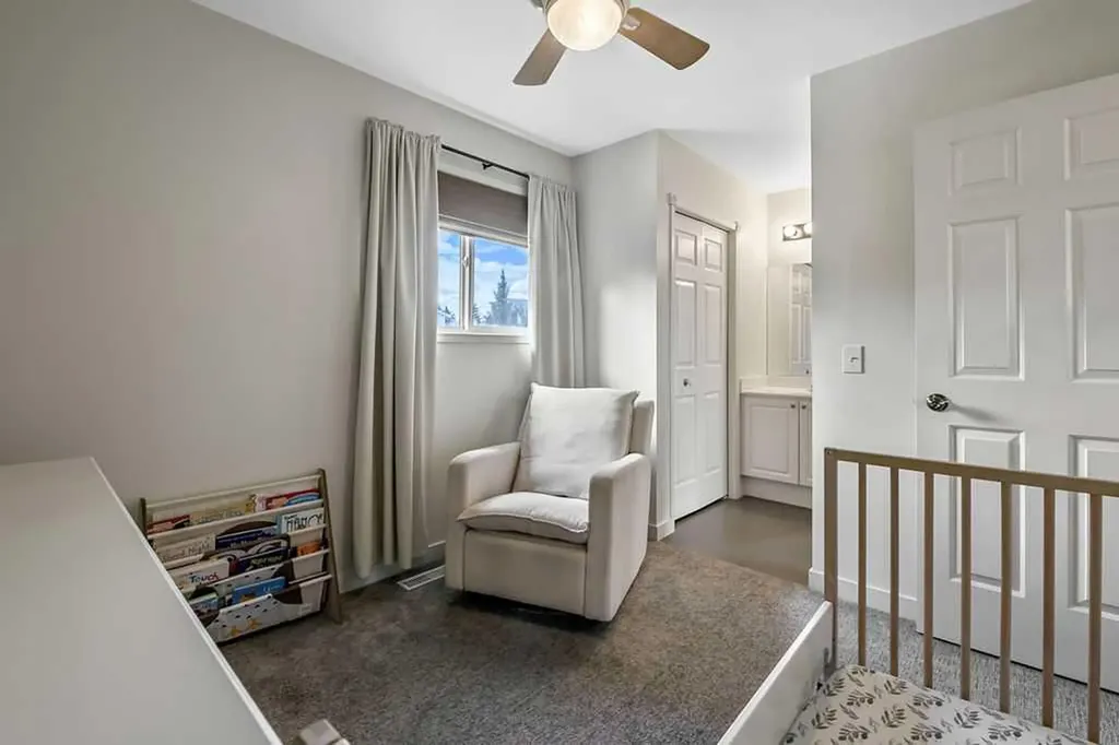 357 Hidden Valley Place NW Calgary AB T3A 5L7
