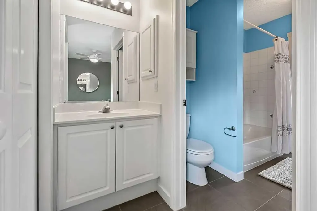 357 Hidden Valley Place NW Calgary AB T3A 5L7