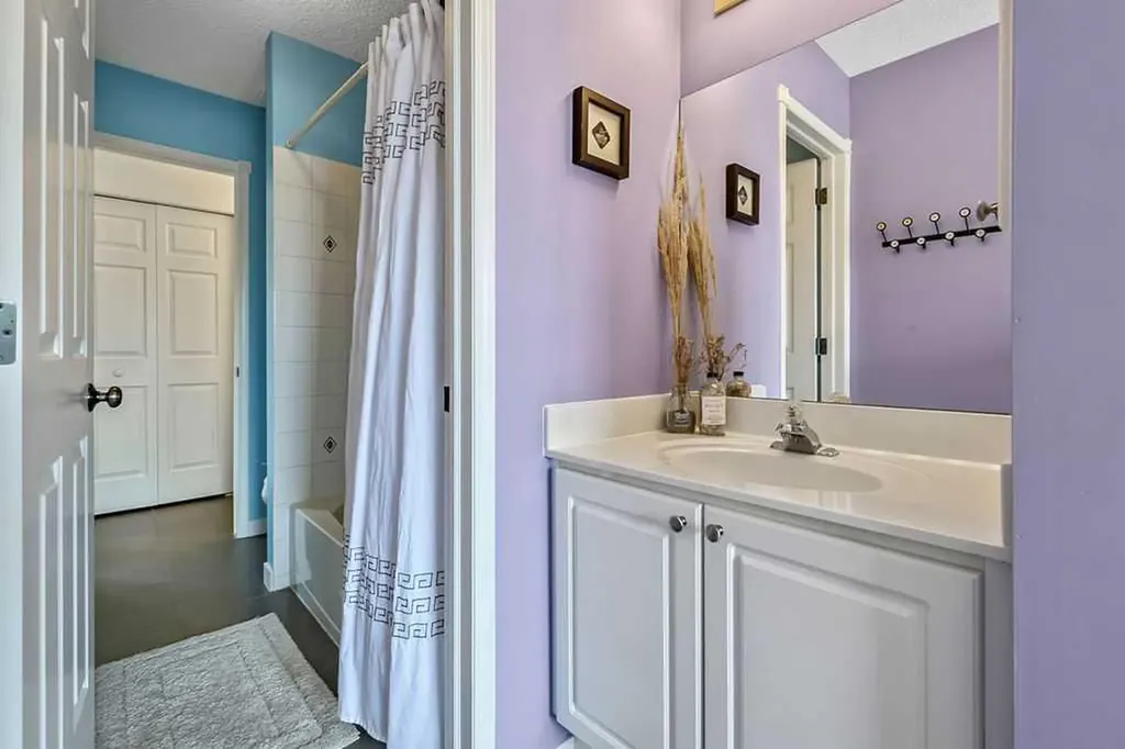 357 Hidden Valley Place NW Calgary AB T3A 5L7