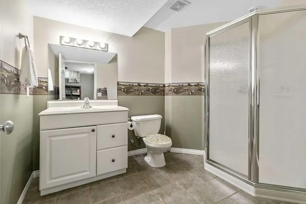 357 Hidden Valley Place NW Calgary AB T3A 5L7