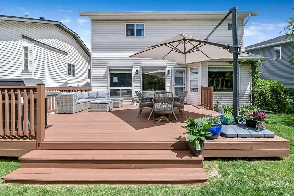 357 Hidden Valley Place NW Calgary AB T3A 5L7