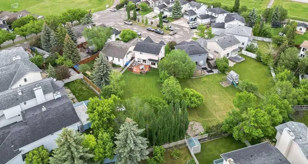 357 Hidden Valley Place NW Calgary AB T3A 5L7