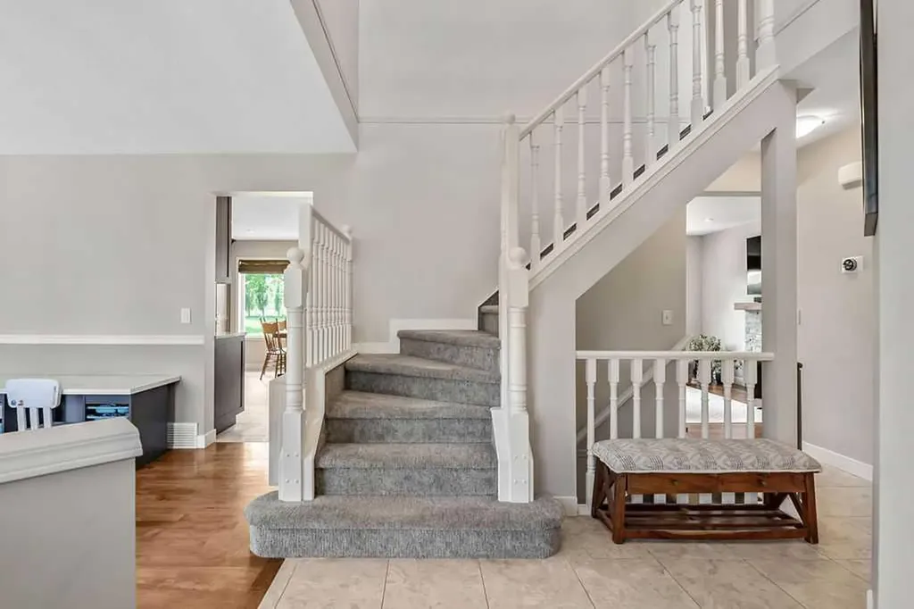 357 Hidden Valley Place NW Calgary AB T3A 5L7