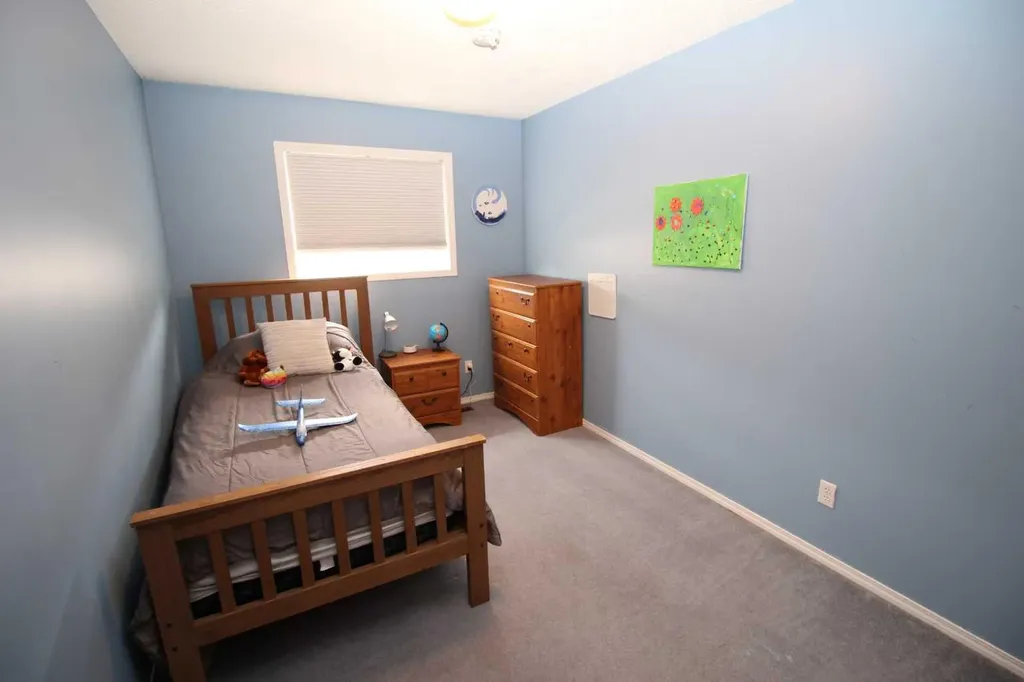 215 Millview Green SW Calgary AB T2Y 3W1