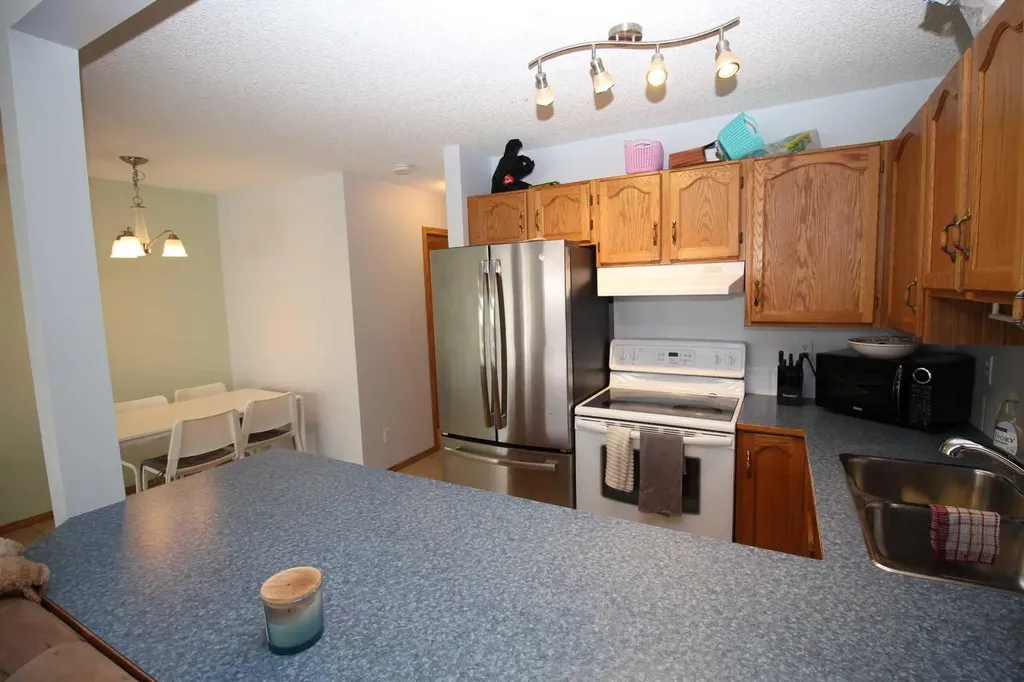 215 Millview Green SW Calgary AB T2Y 3W1