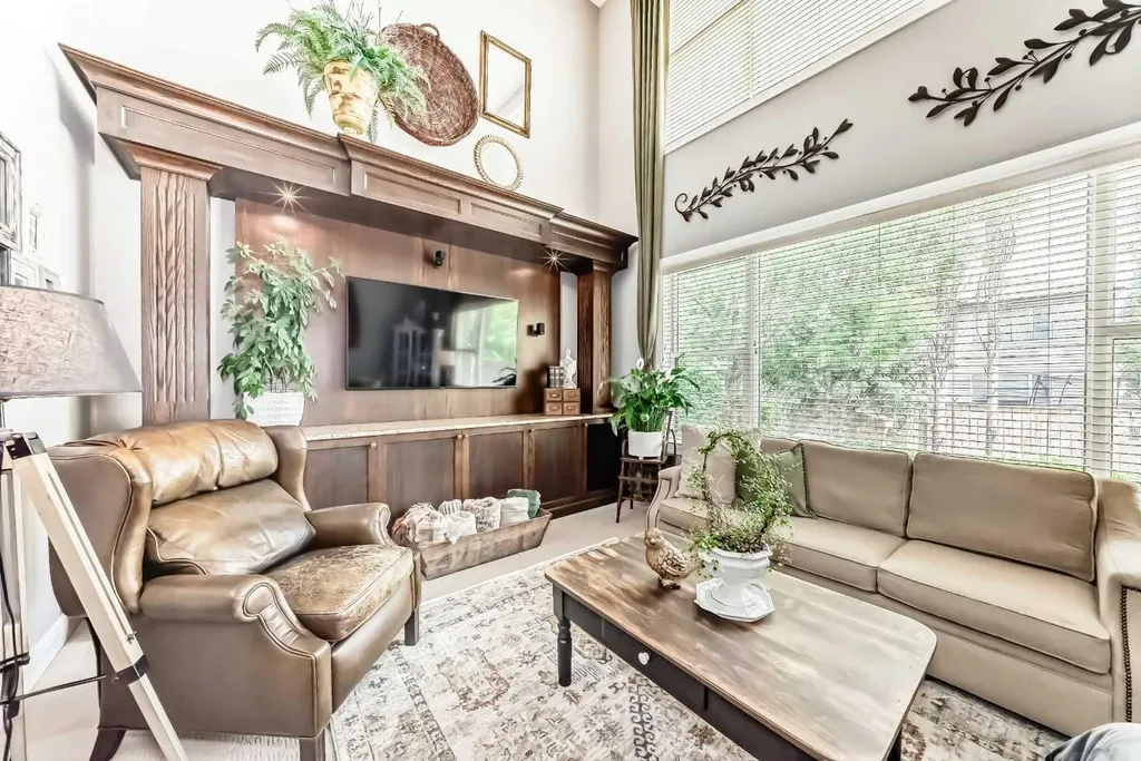 12 Chapala Heath SE Calgary AB T2X 3P9
