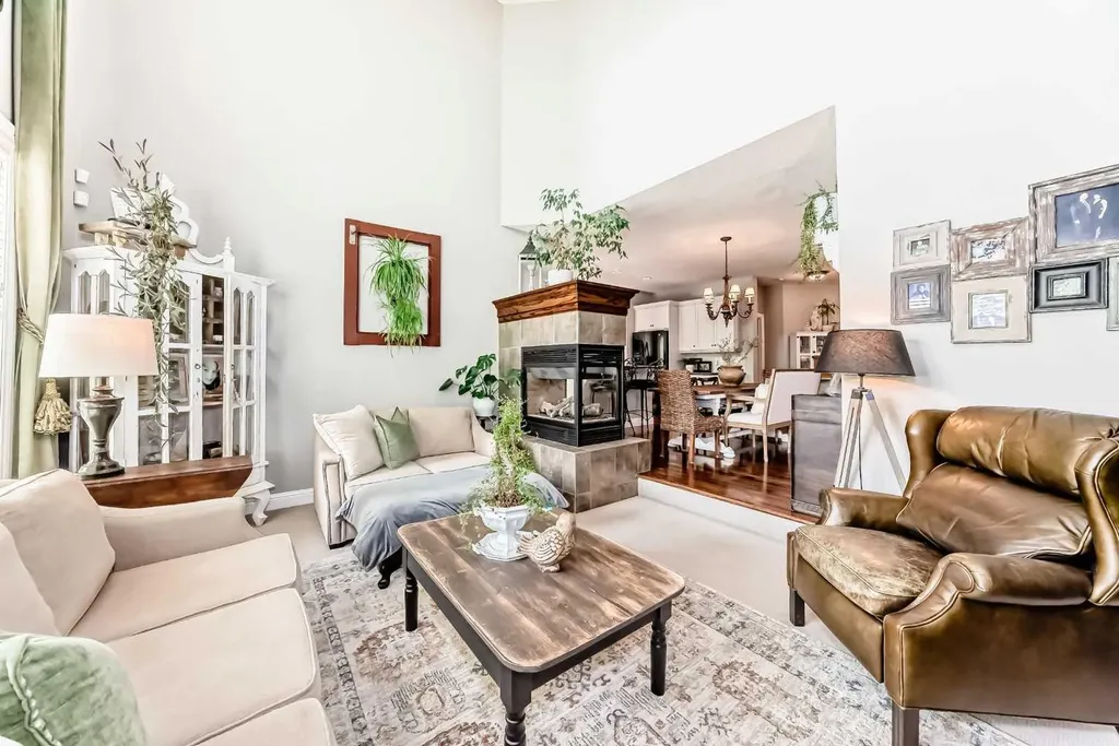 12 Chapala Heath SE Calgary AB T2X 3P9